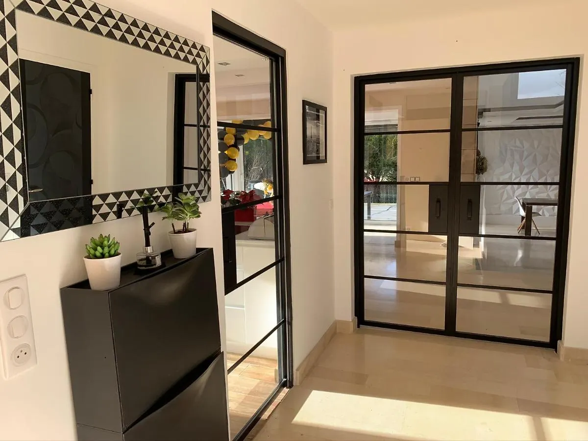 Chambre Suite Cosy - Paris Sud Et Proche Orly - Service Parking Draveil 0*,  France